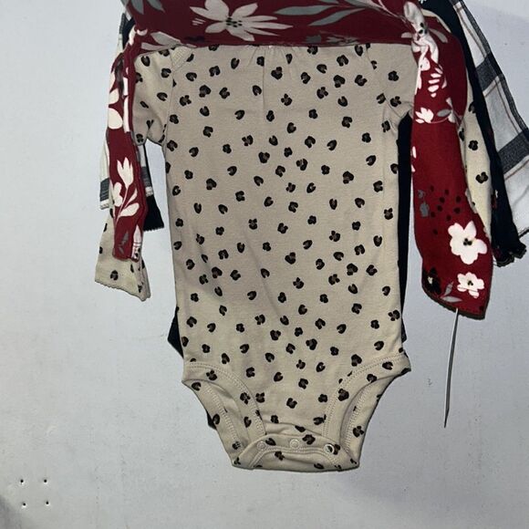 Nwt gorgeous carters holiday season long sleeve onesies - Picture 3 of 4